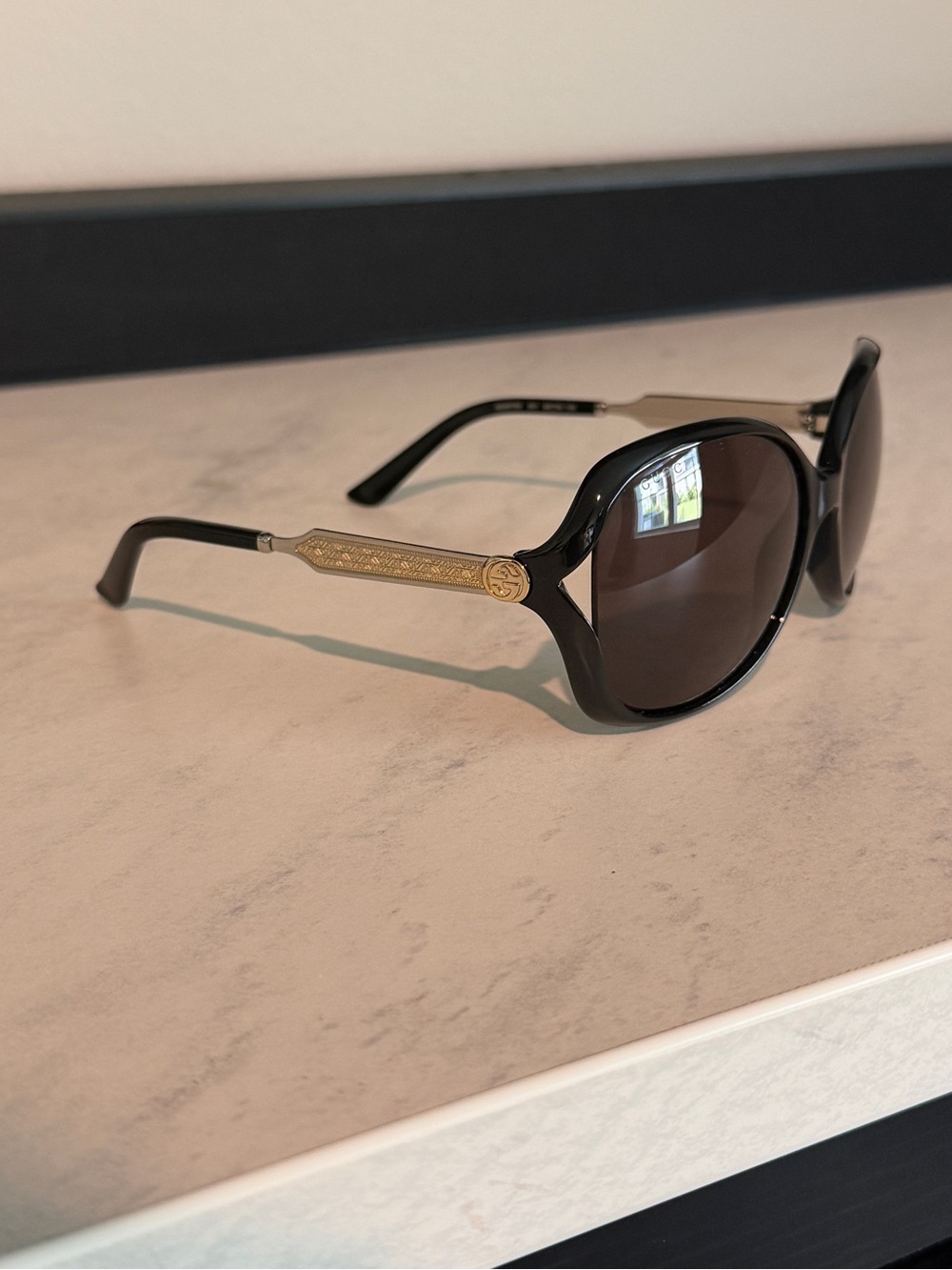 Gucci glasses with Drawstring Dust Bag - Picture 4 of 4